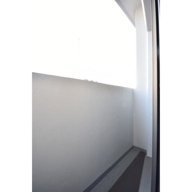 Room image 15