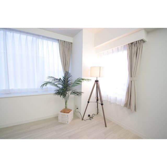 Room image 16