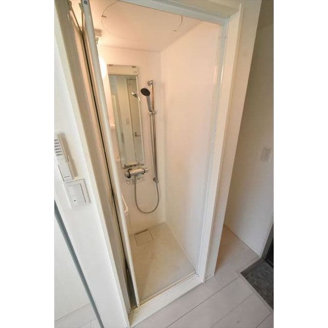 Room image 11