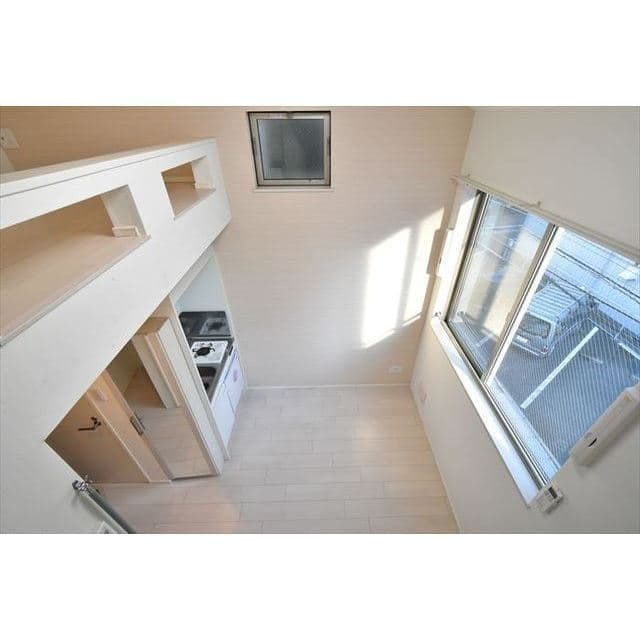 Room image 15