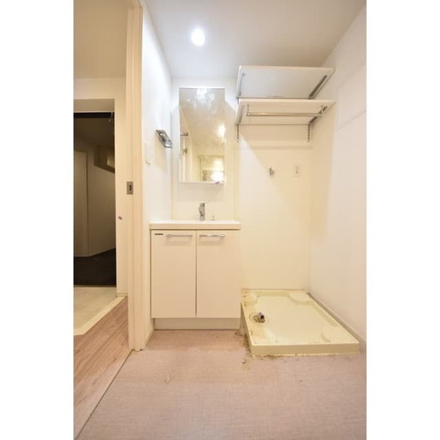 Room image 14
