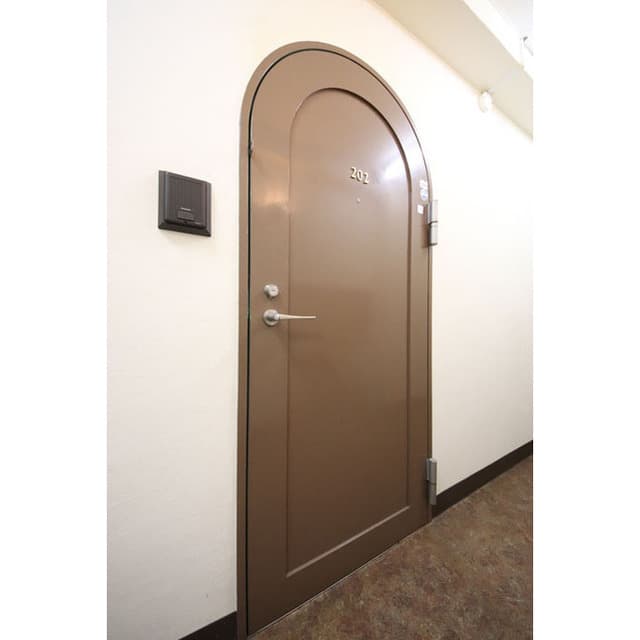 Room image 16