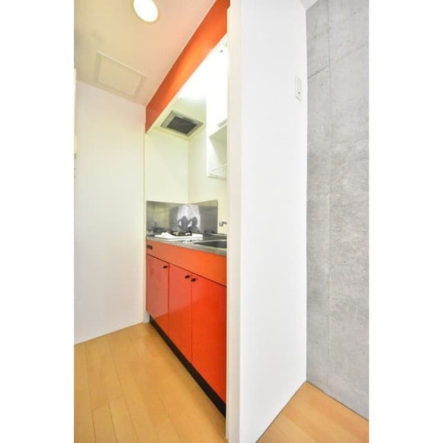 Room image 11