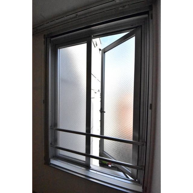 Room image 15
