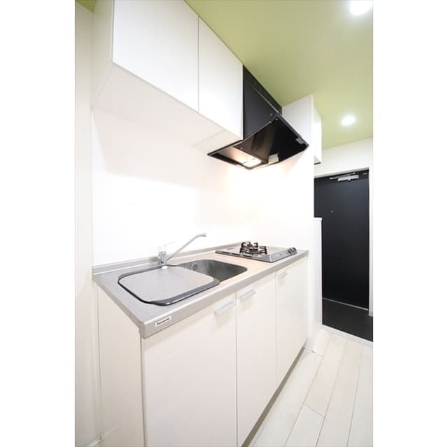 Room image 12