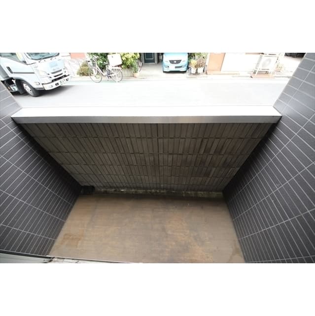 Room image 14