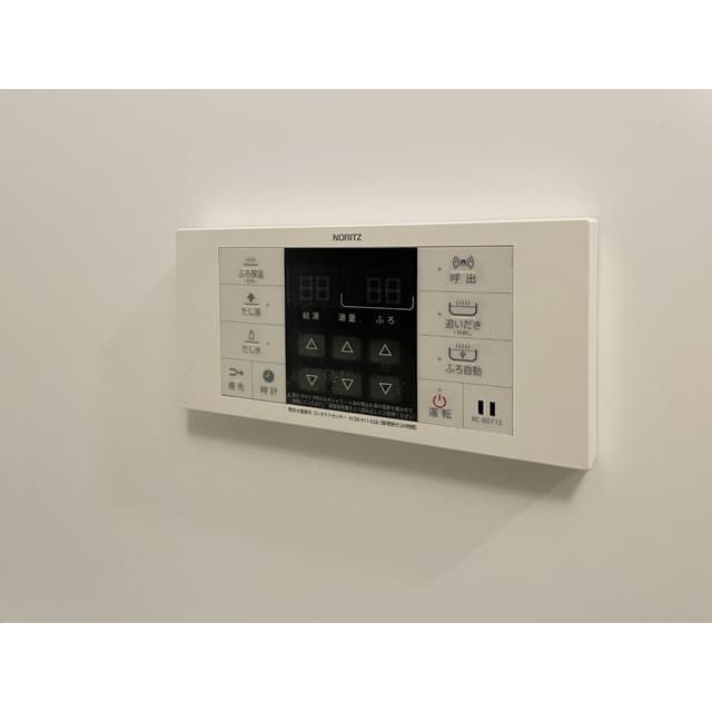 Room image 11