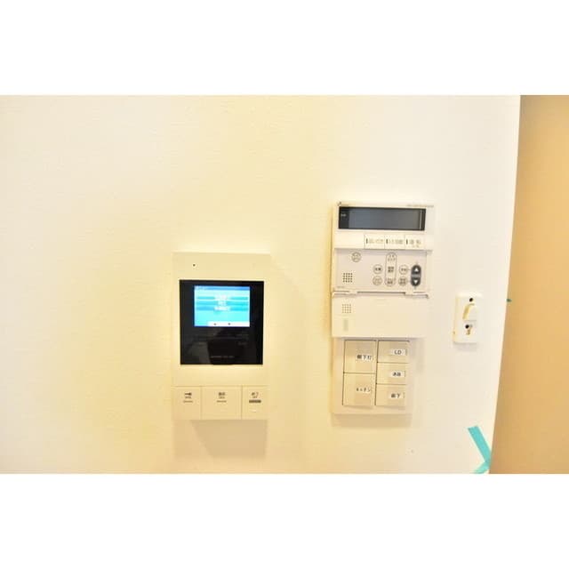 Room image 16