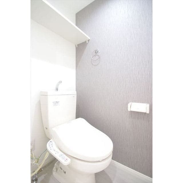 Room image 12