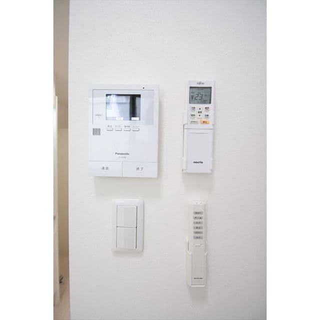 Room image 13