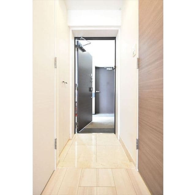 Room image 13