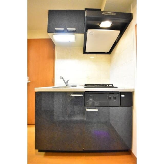 Room image 11