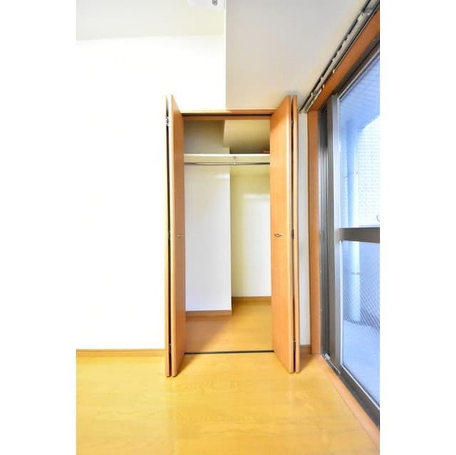 Room image 14
