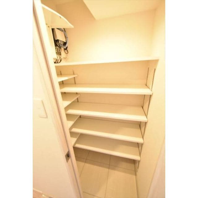Room image 14