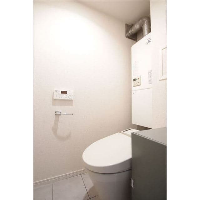 Room image 13