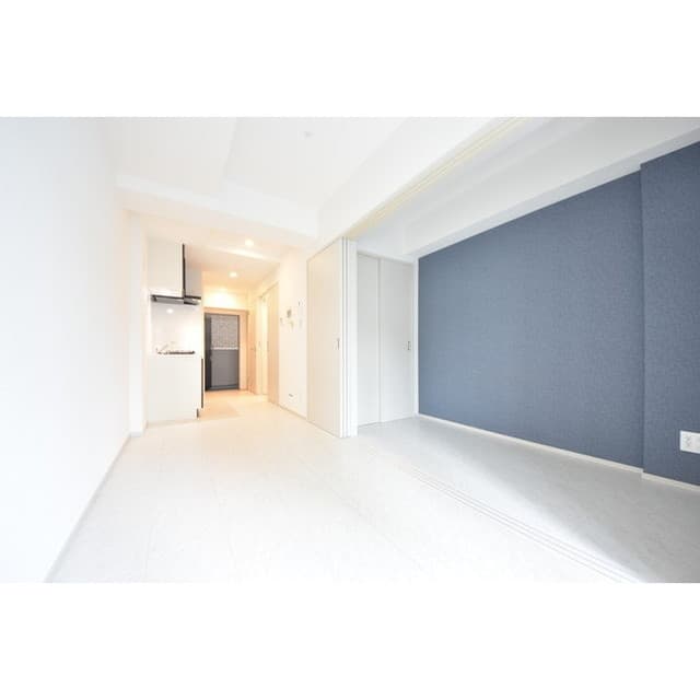 Room image 14