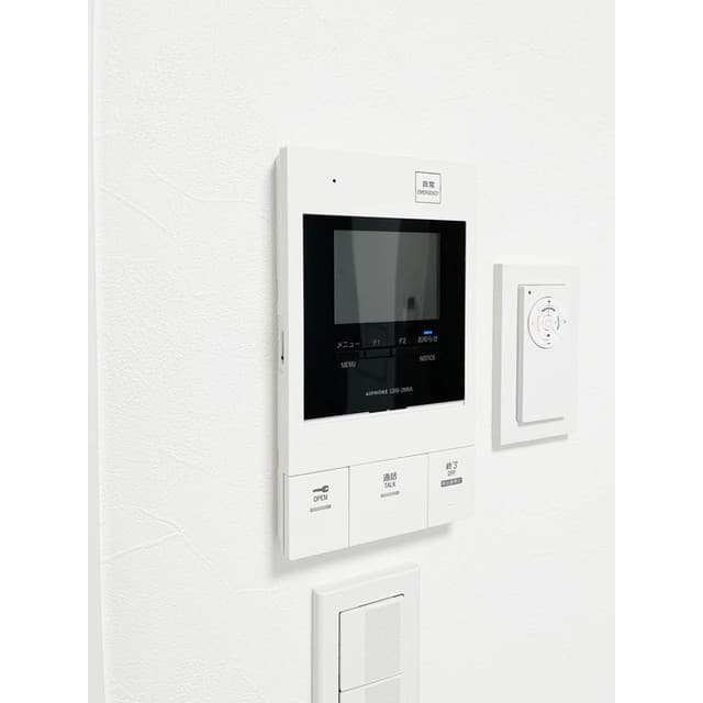 Room image 9