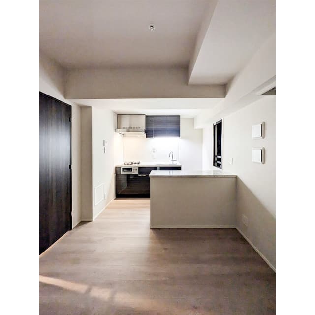 Room image 16