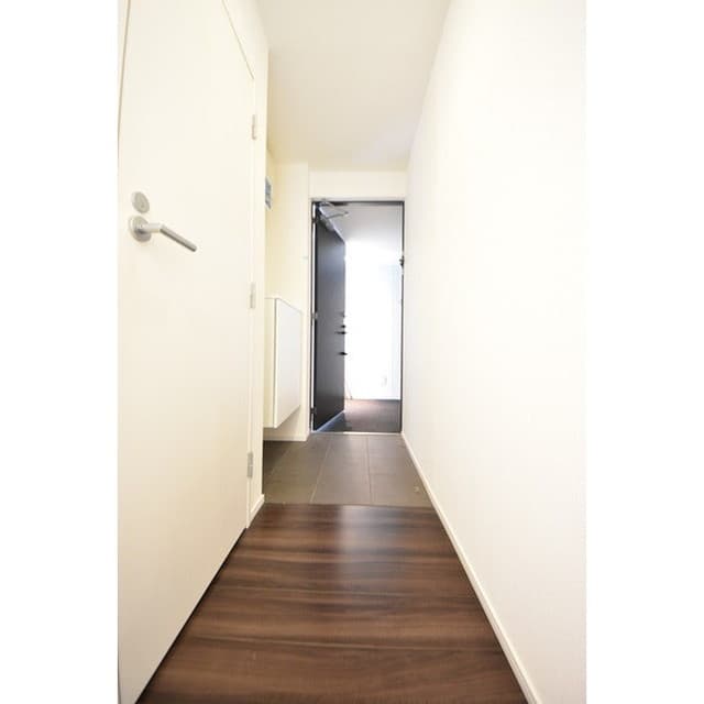 Room image 12
