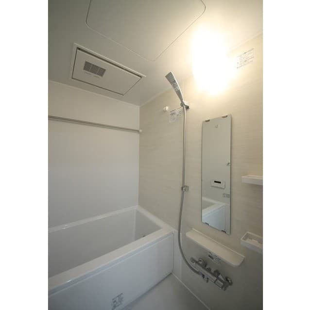 Room image 12