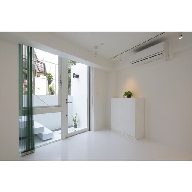 Room image 11