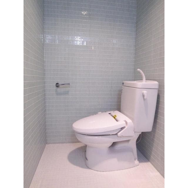 Room image 12