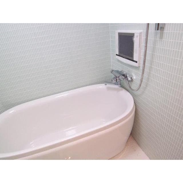 Room image 13