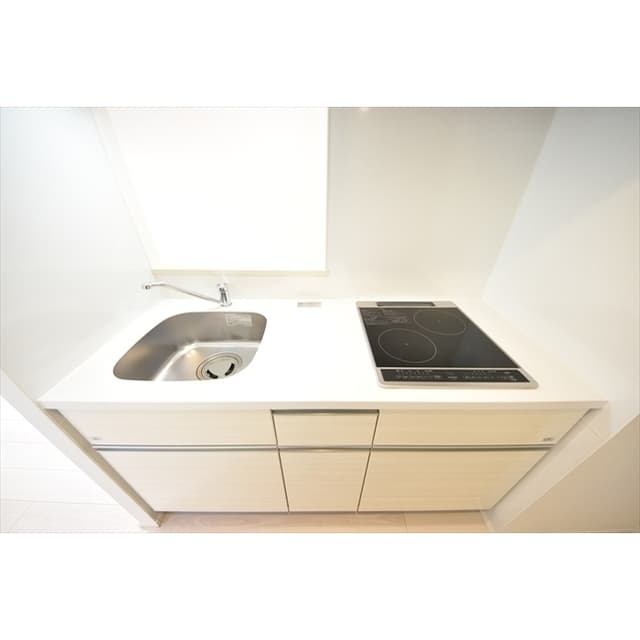 Room image 8