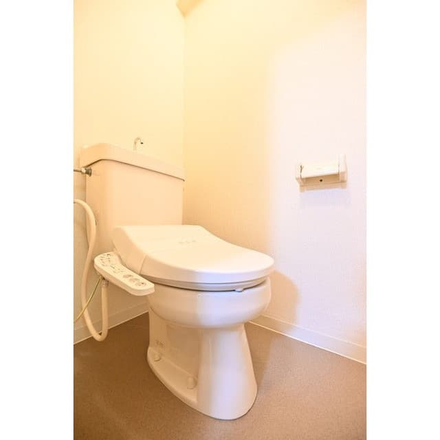 Room image 12