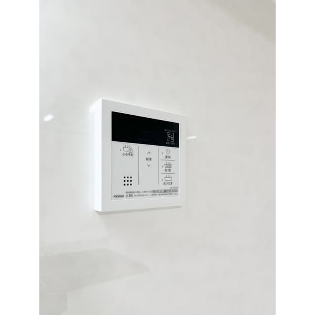 Room image 13