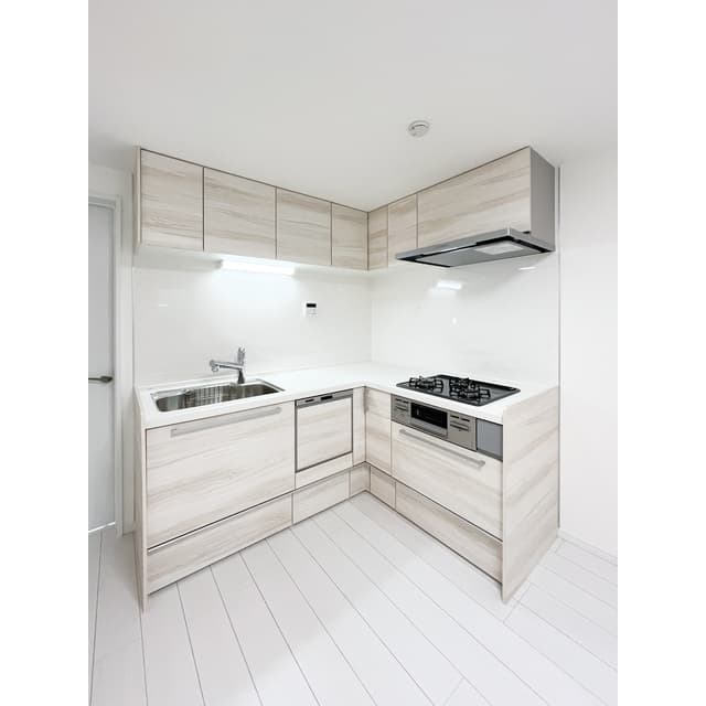 Room image 9