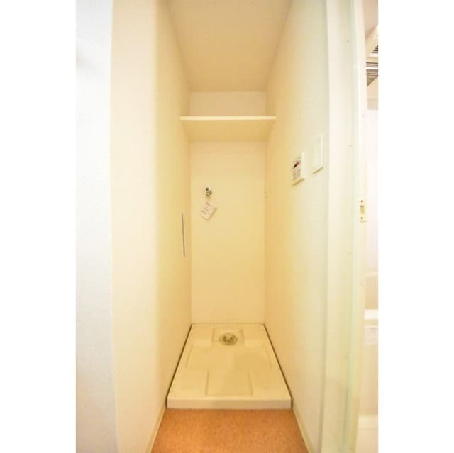 Room image 12