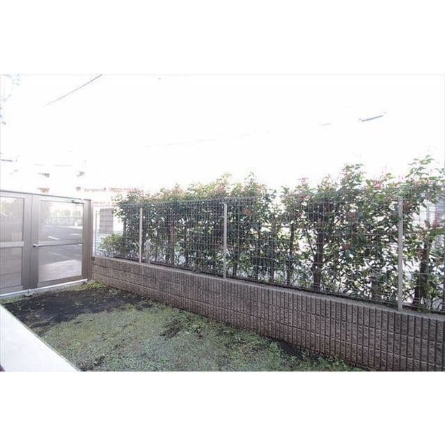 Room image 11