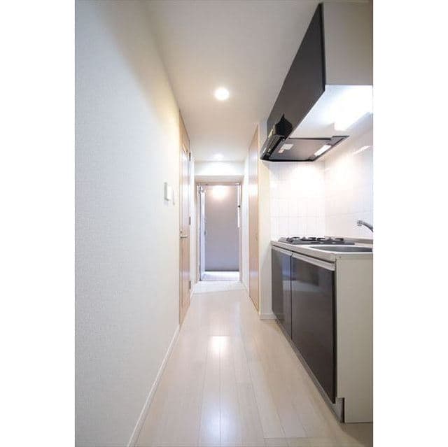Room image 13