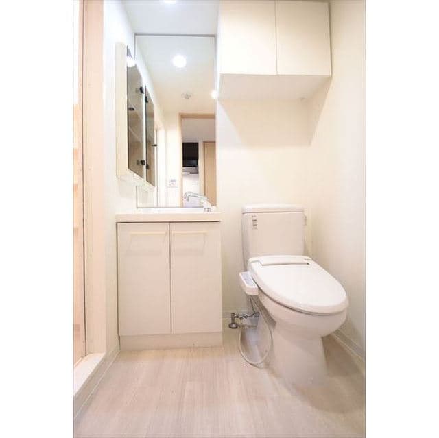 Room image 14