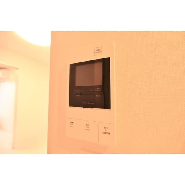 Room image 16