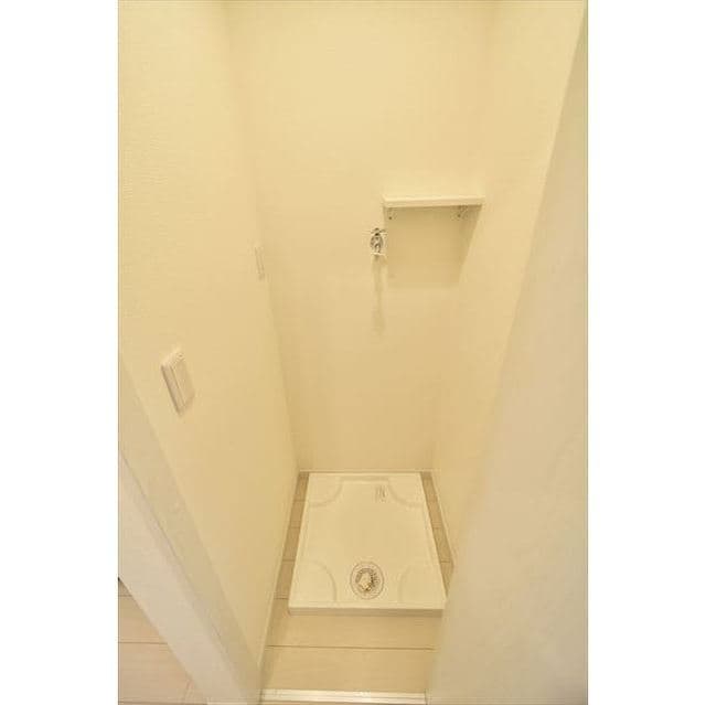 Room image 15