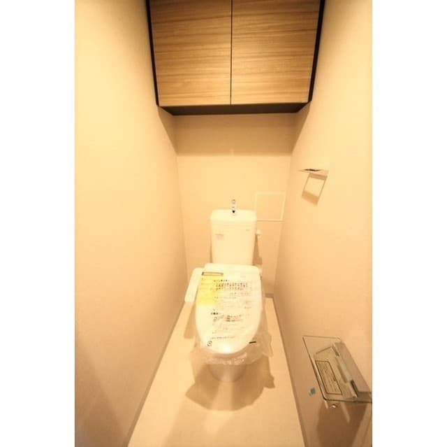 Room image 11