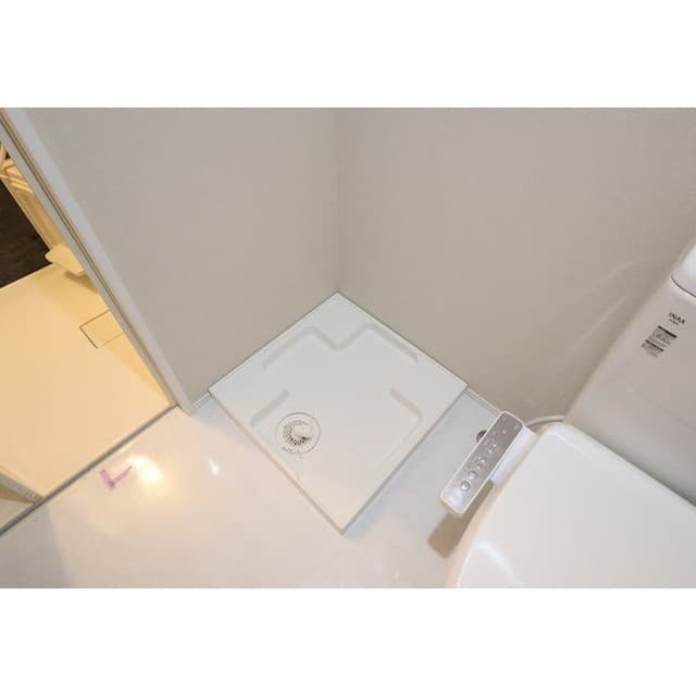 Room image 15