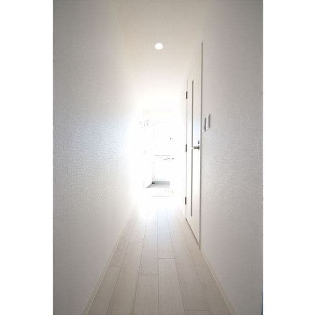Room image 15