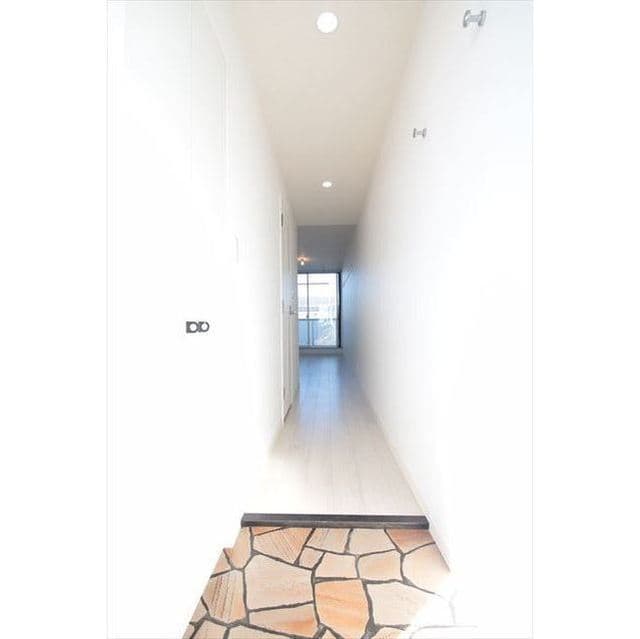 Room image 16