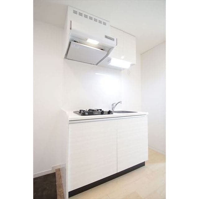 Room image 11