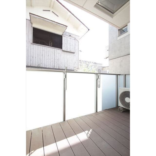 Room image 16