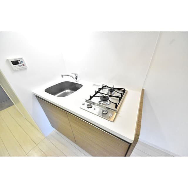 Room image 8