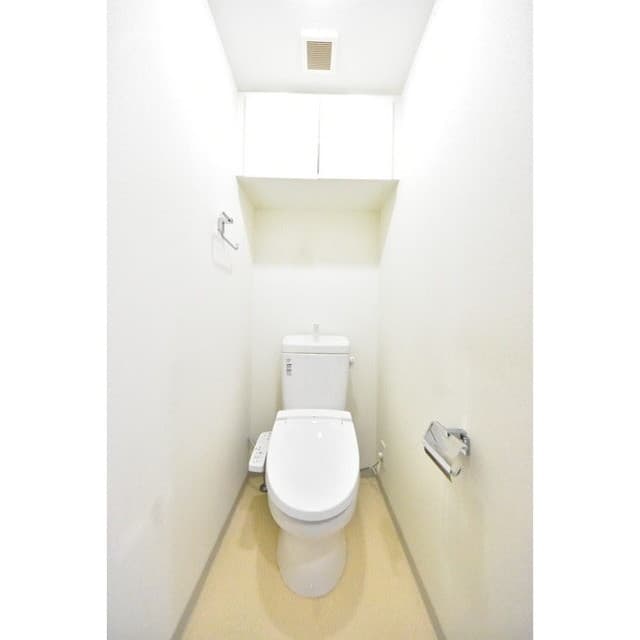 Room image 12