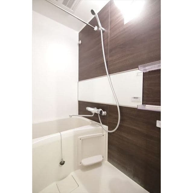 Room image 14