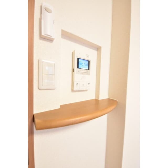 Room image 15