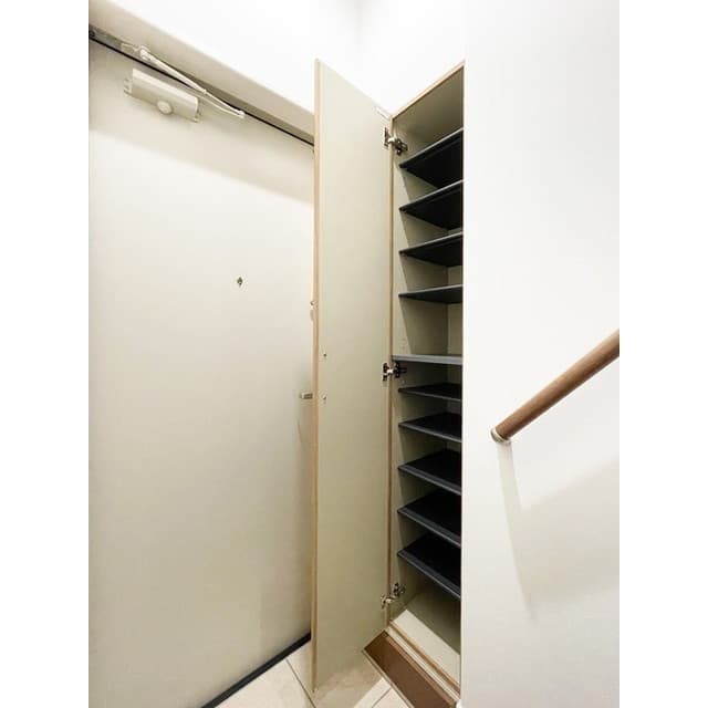 Room image 11