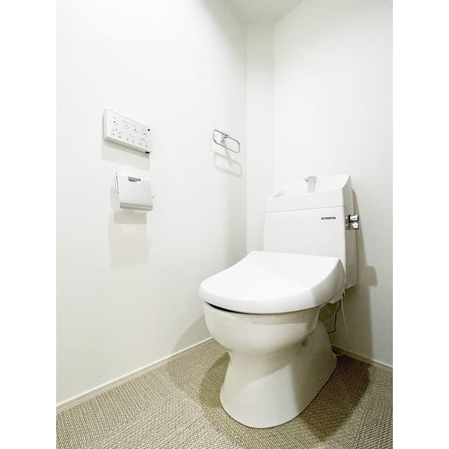 Room image 15