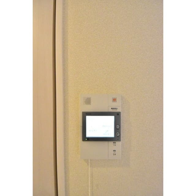 Room image 12